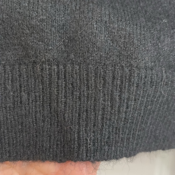 Ann Taylor Festive Holiday Cardigan Sweater with Rhinestone Bow Buttons. NWT - Picture 9 of 10